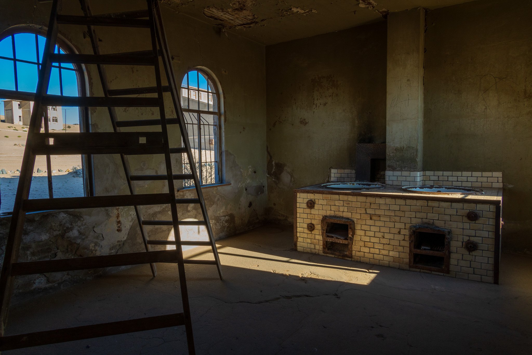 _namibia23set0323.jpg