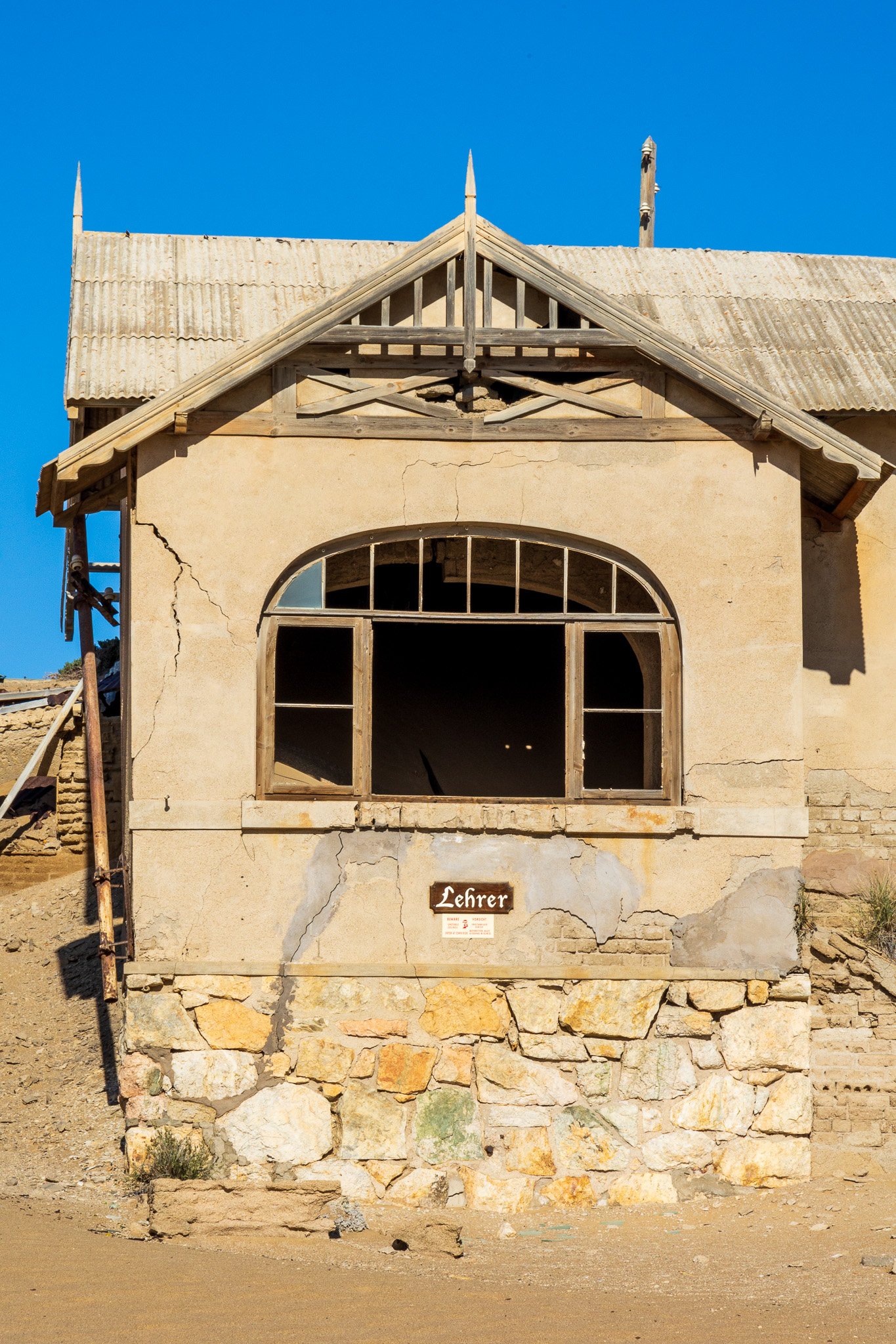 _namibia23set0328.jpg