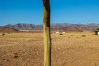 _namibia23set0379_small.jpg