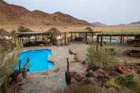_namibia23set054_small.jpg