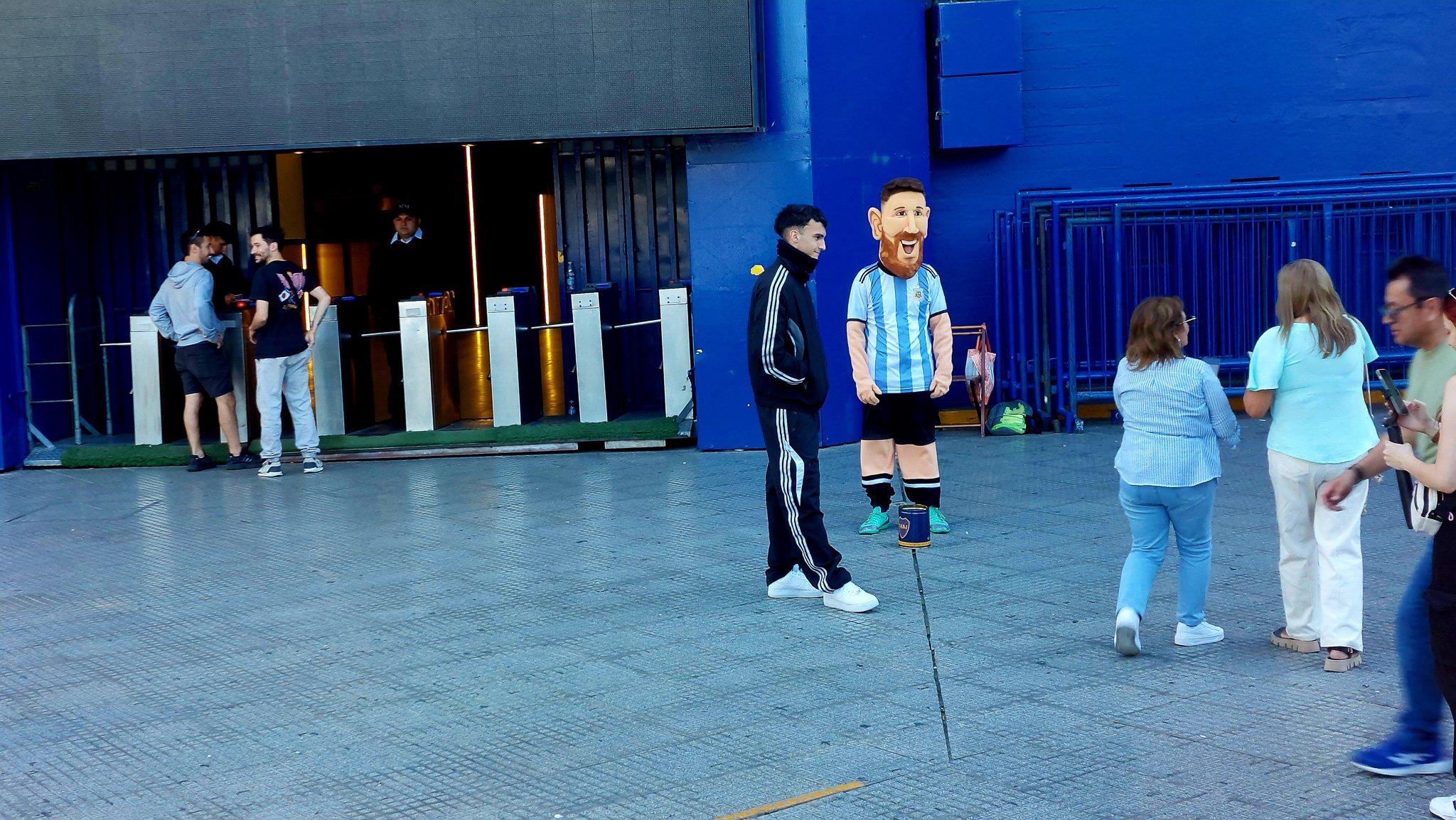 i03apr25_buenosaires.jpg