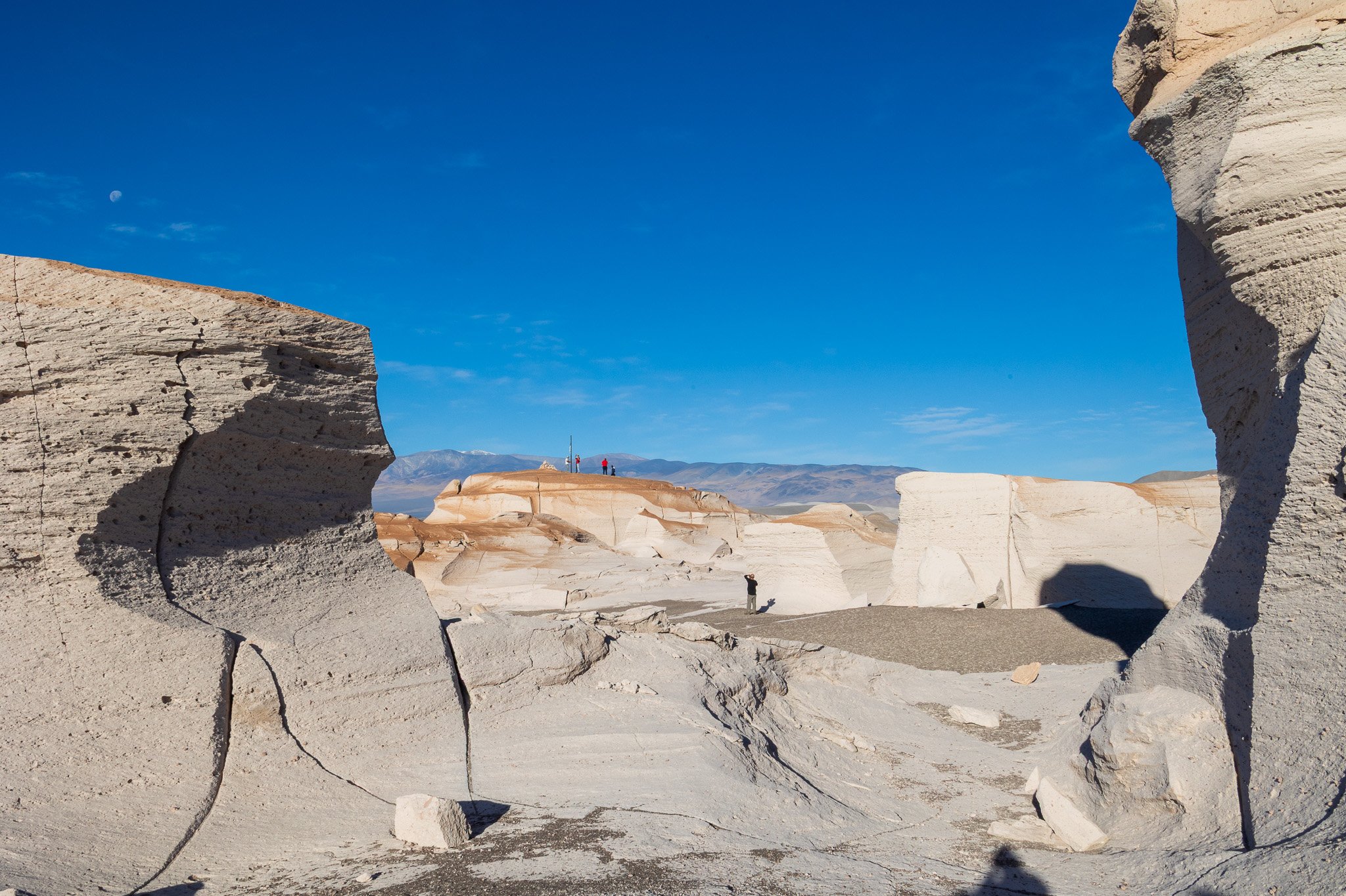 apr25_elpenonpiedrapomez144.jpg