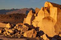 apr25_elpenonpiedrapomez169_small.jpg
