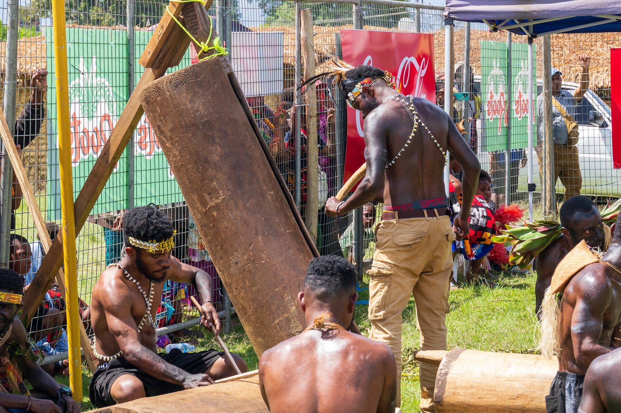 papua_19set26_0415.jpg
