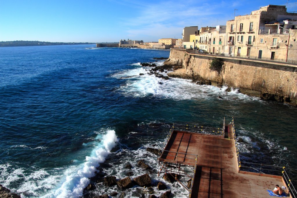 sicily338siracusa.jpg