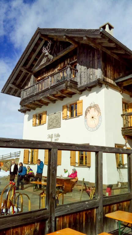 villandro1_rifugio.jpg